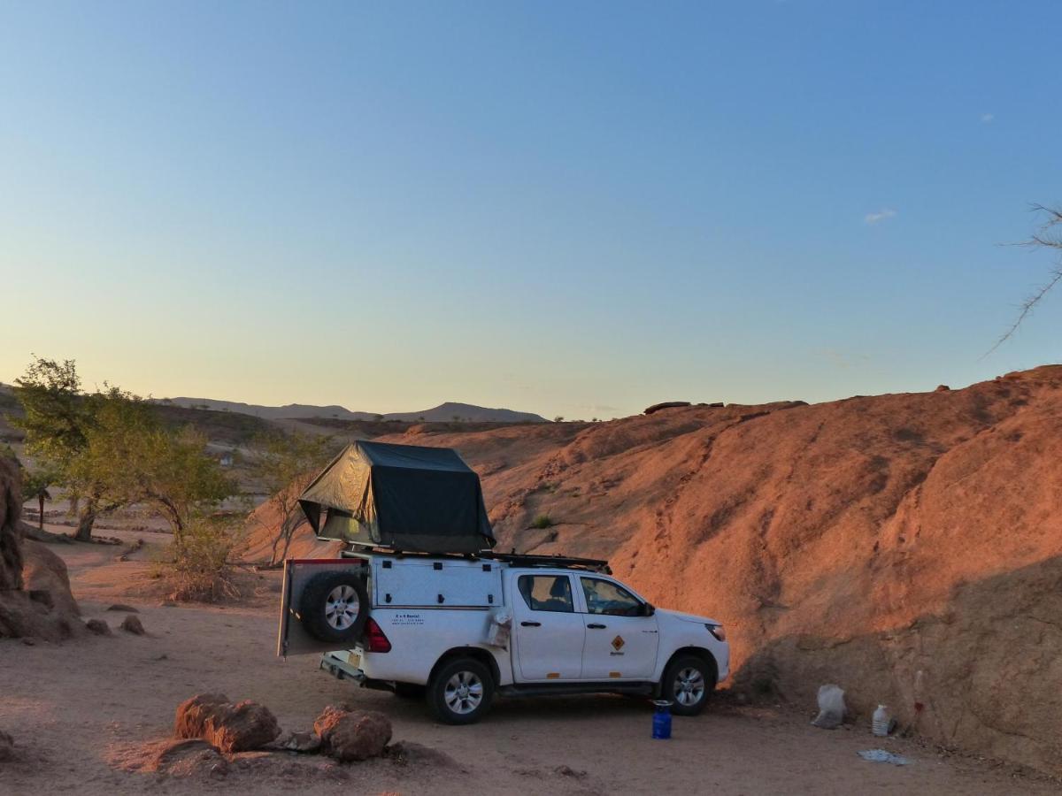 Ozohere Campsite And Himba Village Uis Luaran gambar