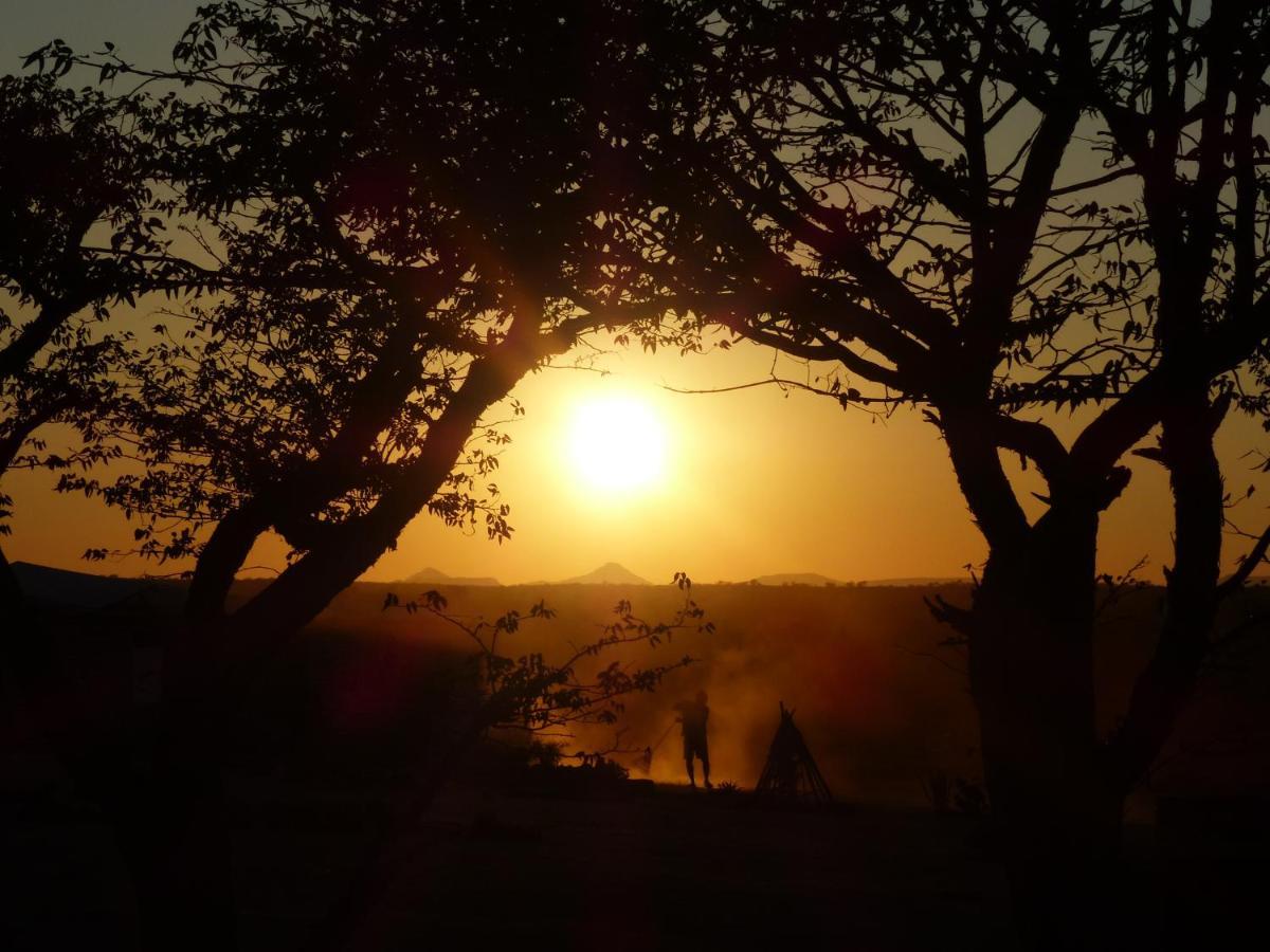 Ozohere Campsite And Himba Village Uis Luaran gambar