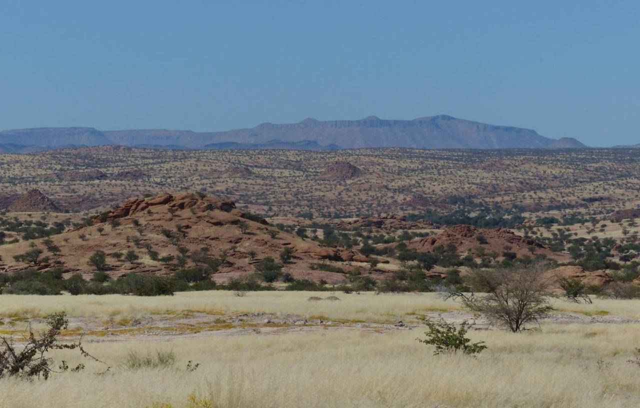 Ozohere Campsite And Himba Village Uis Luaran gambar