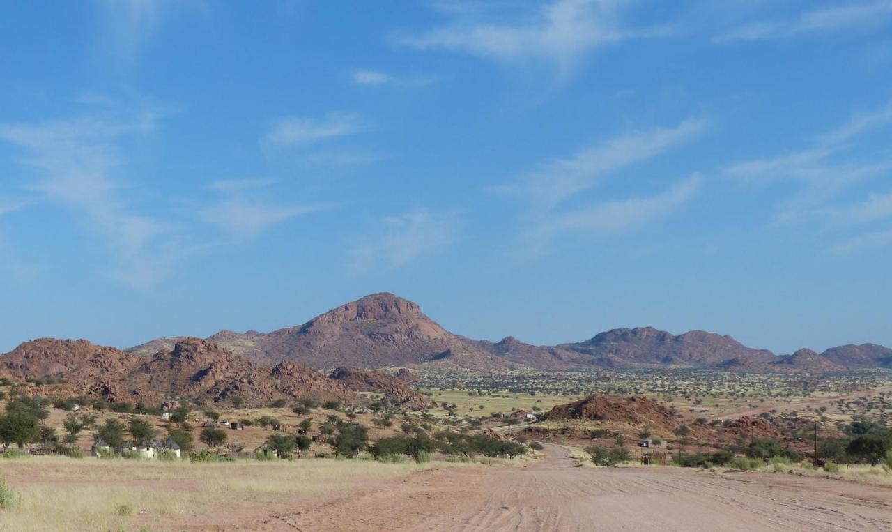 Ozohere Campsite And Himba Village Uis Luaran gambar